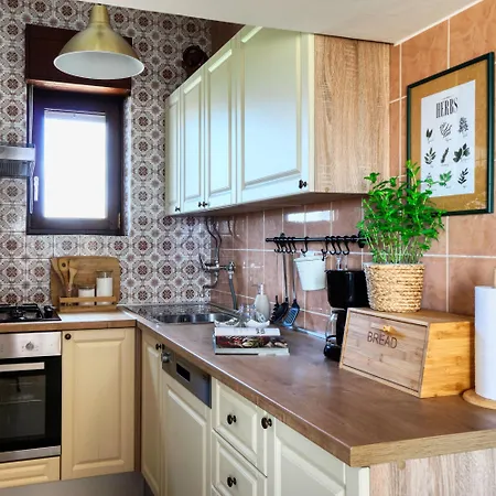 Ana 10 Min. Hoda Od Centra Trogira شقة