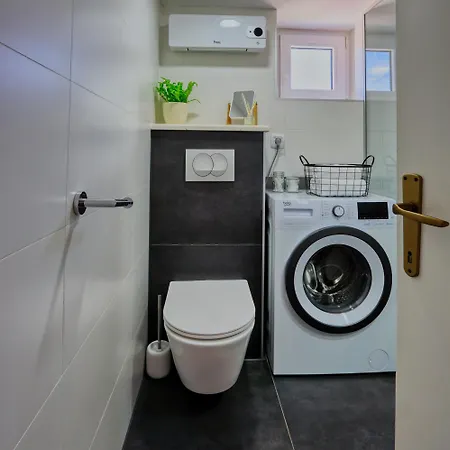 Appartement Ana 10 Min. Hoda Od Centra Trogira Trogir