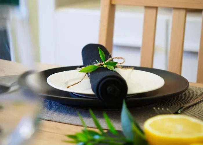 Ana 10 Min. Hoda Od Centra Trogira Trogir