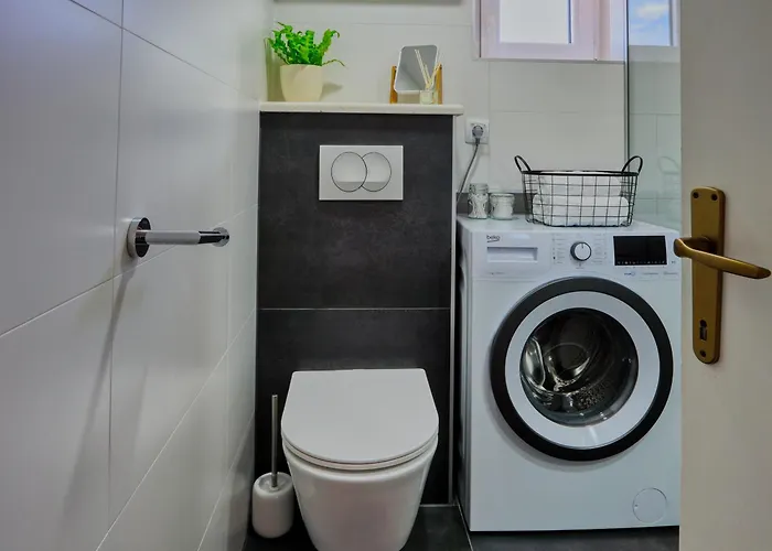 Apartment Ana 10 Min. Hoda Od Centra Trogira Trogir